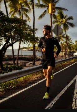 Fusion Hardloopbroeken>mens C3 run shorts black