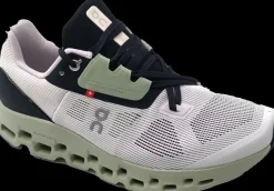 On Hardloopschoenen>Cloudstratus White/black