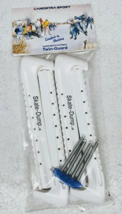 Zandstra Schaatsaccessoires|Schaatsbeschermers>Twinguard norenbeschermers wit